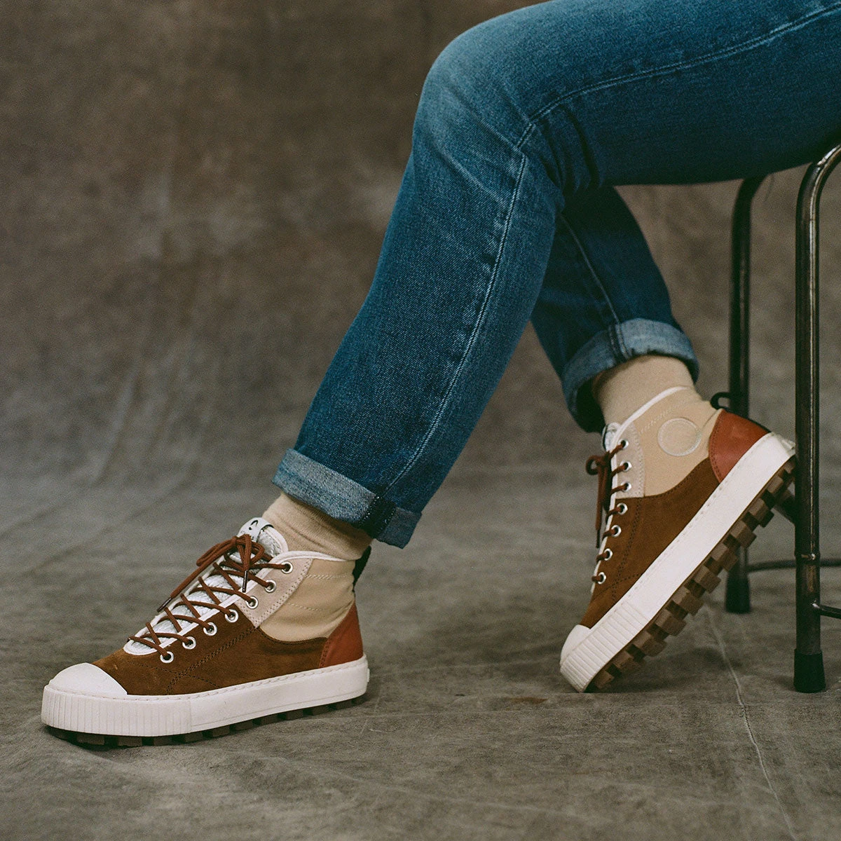 Pataugas ARAN M/MIXS F4H CAMEL/PECHE 2 Pataugas ARAN M/MIXS F4H CAMEL/PECHE – Image 2