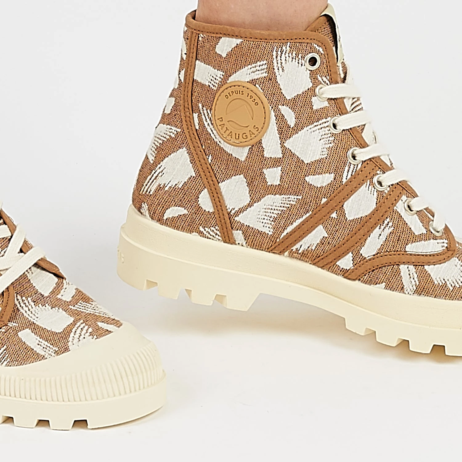 Pataugas AUTHENTIQUE WALKIE-TALKIE GR F2H MARRON 3 Pataugas AUTHENTIQUE WALKIE-TALKIE GR F2H MARRON – Image 3